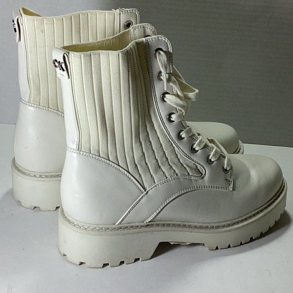 CALVIN KLEIN
 
Samica Womens Faux Leather. Note: Floor sample No Box - Picture 5 of 7